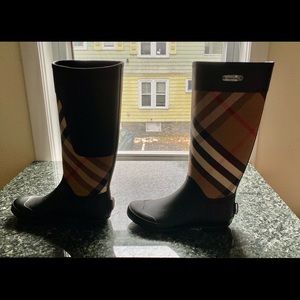 Burberry rain boots